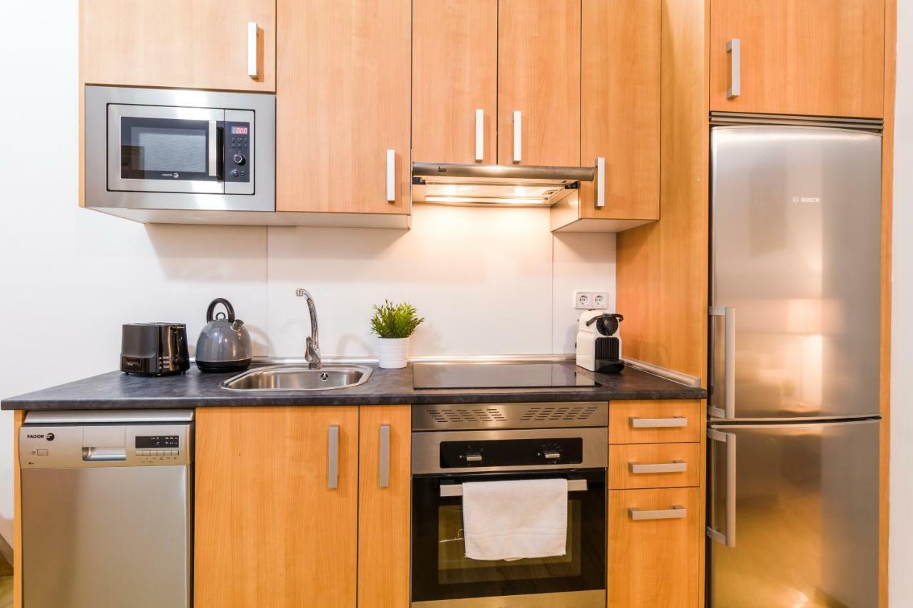 Pyr Select Plaza Mayor II Y III Apartment Madrid Ngoại thất bức ảnh